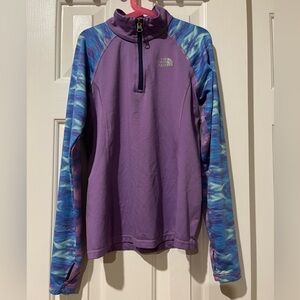 Girls Northface performance quart zip in M (10/12)
